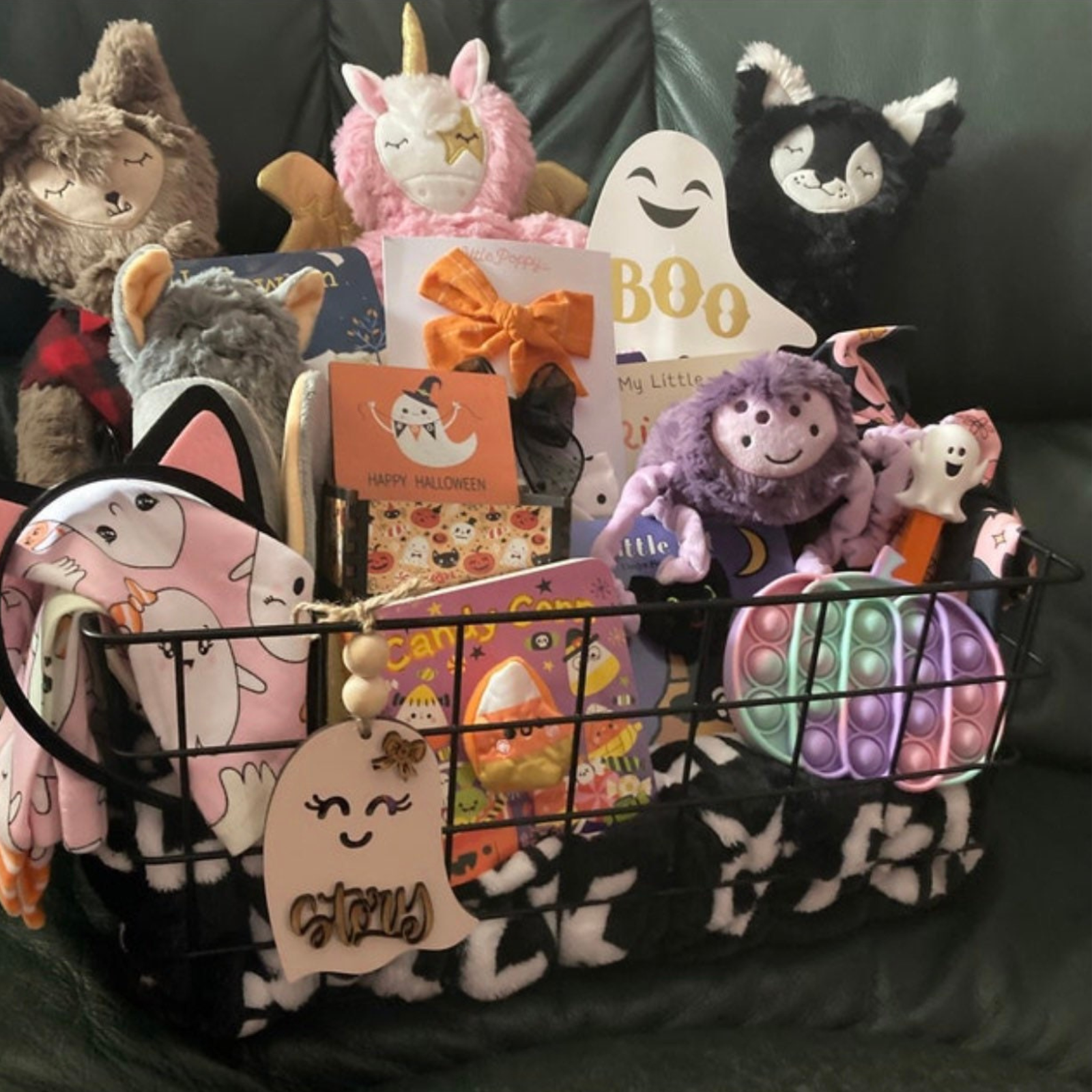 Custom Halloween Tags, Halloween Decor, Boo Bag Tags, Boo Basket, Halloween Name Tags HX07 - Kindlytoys