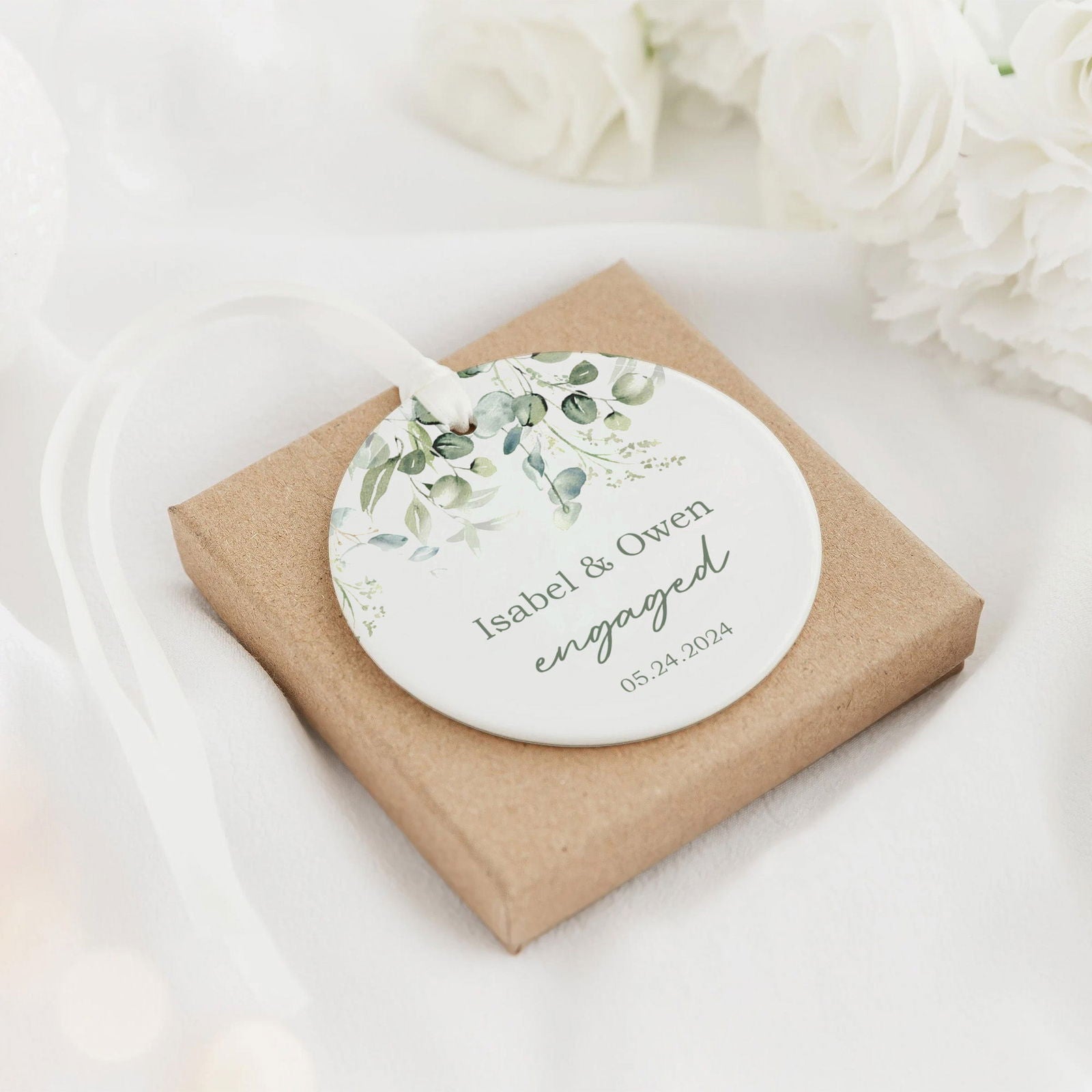 Married Ceramic Ornament 2024 Gift, Newlywed Gift, Mr & Mrs Christmas Ornament, Personalized Mr Mrs Wedding Ornament CX05-41 - Kindlytoys