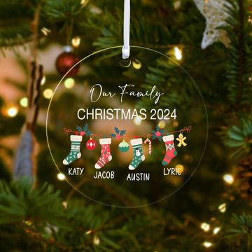 Personalized Family Christmas Ornament 2024 – Custom Family & Pet Ornament AV03-12