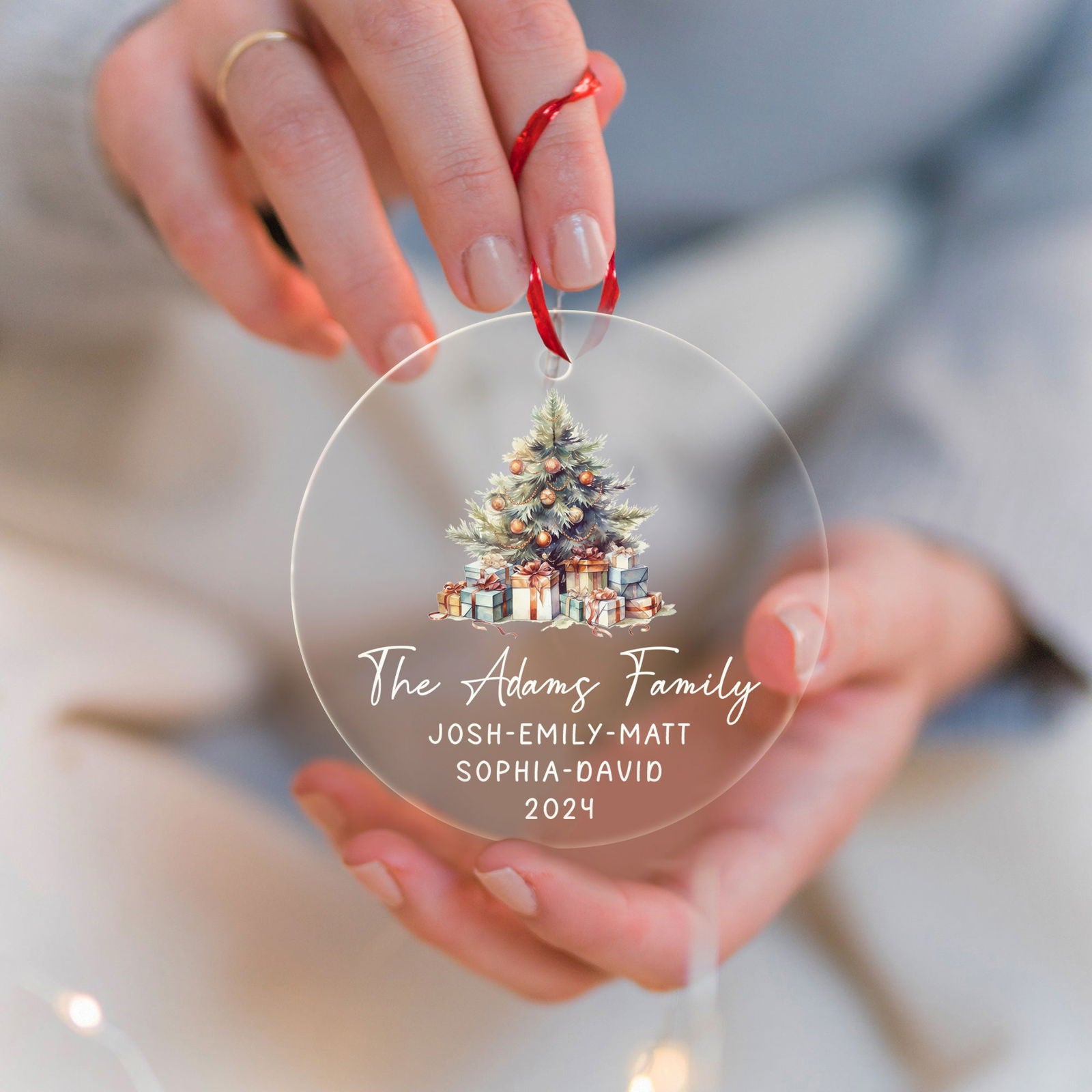 Personalized Family Christmas Ornament 2024 – Custom Family & Pet Ornament AV03-11 - Kindlytoys