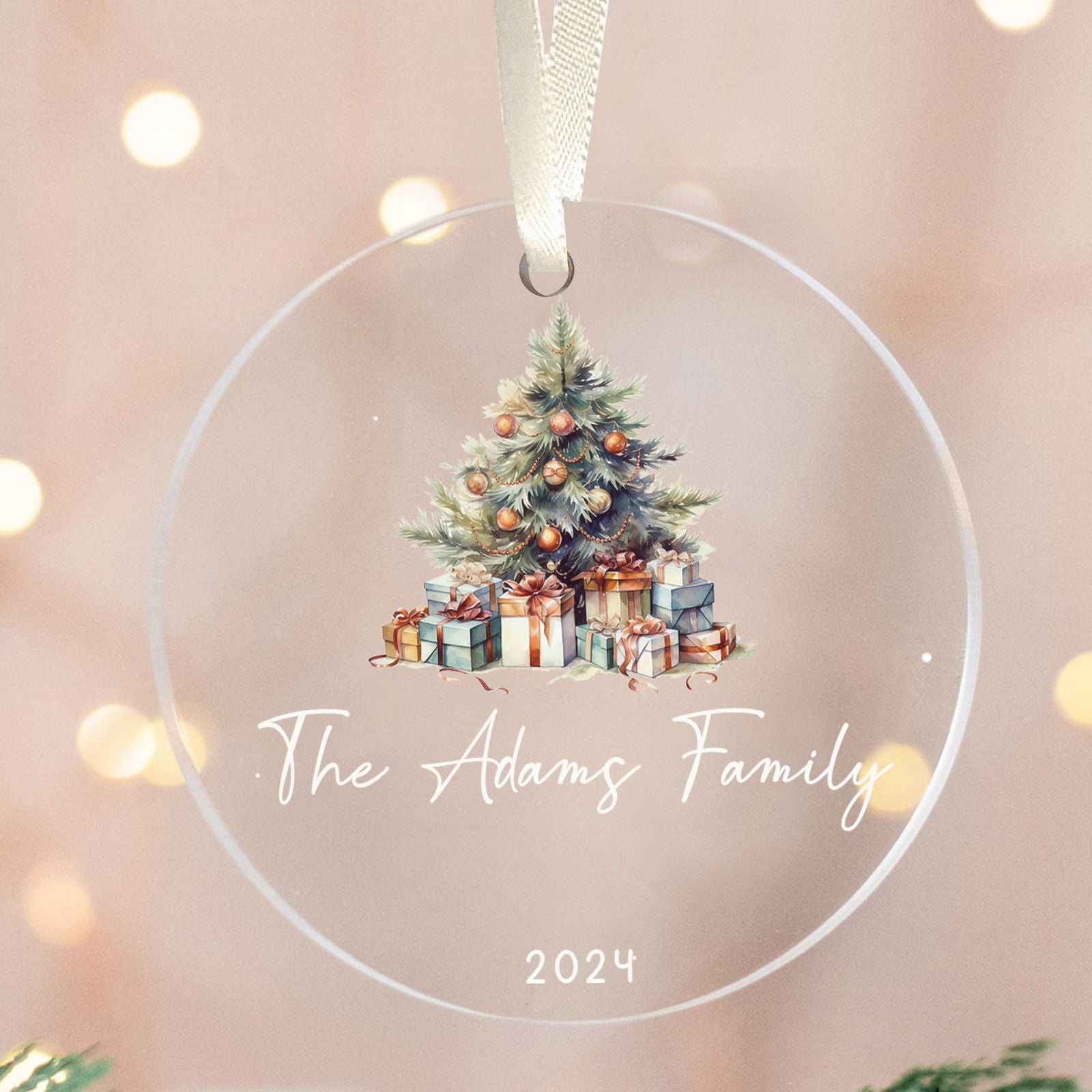 Personalized Family Christmas Ornament 2024 – Custom Family & Pet Ornament AV03-11 - Kindlytoys