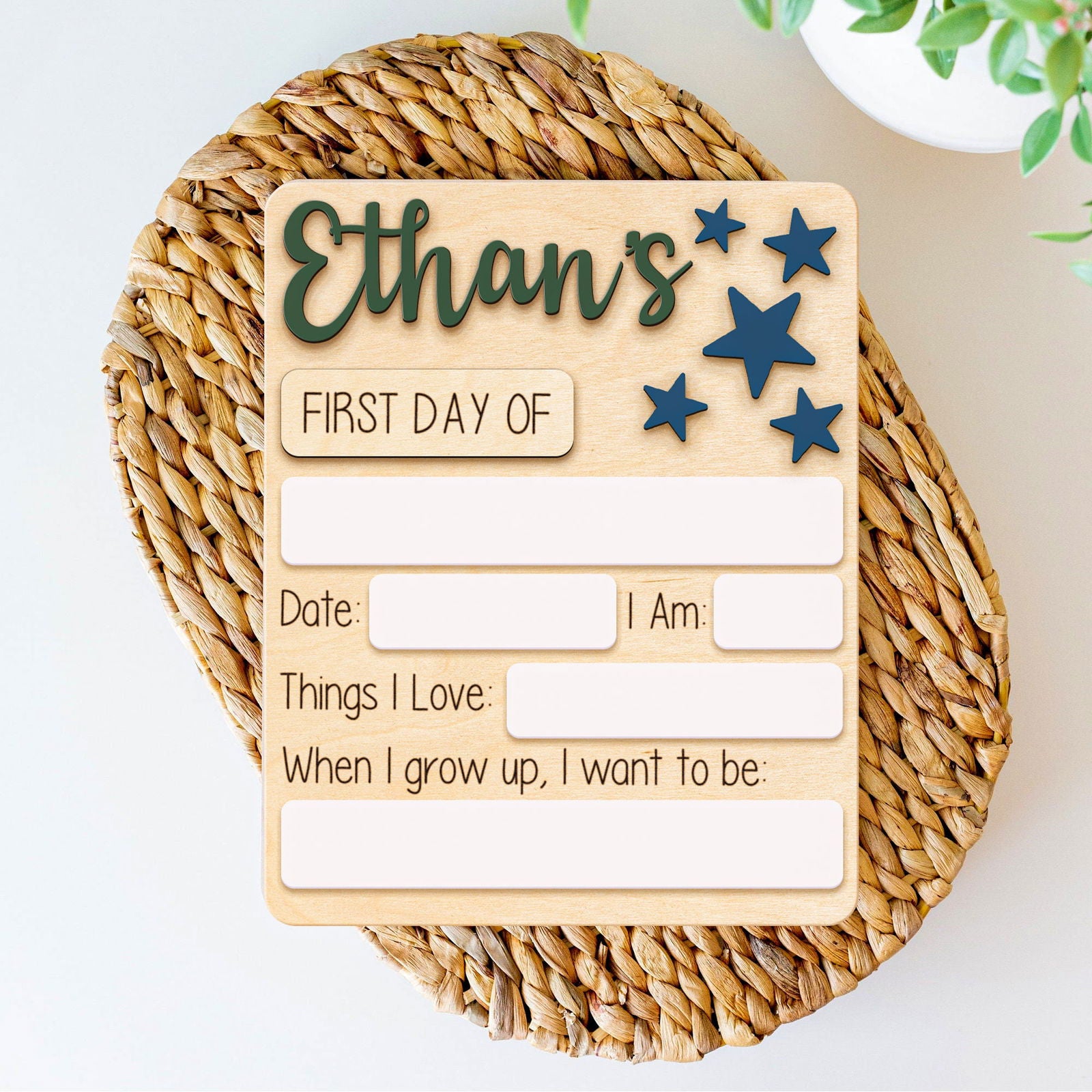 Personalized First/Last Day of School Sign Interchangeable Names SS14 - Kindlytoys